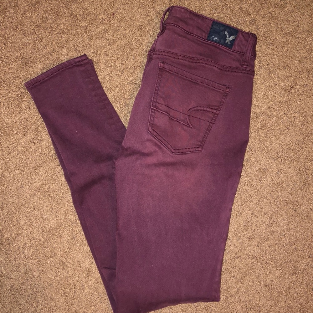 American Eagle maroon Jeans💜